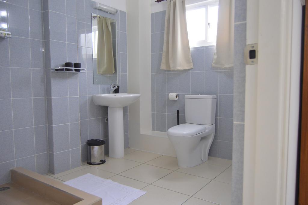 Chez Payet Airport Guesthouse Pointe La Rue Exterior photo