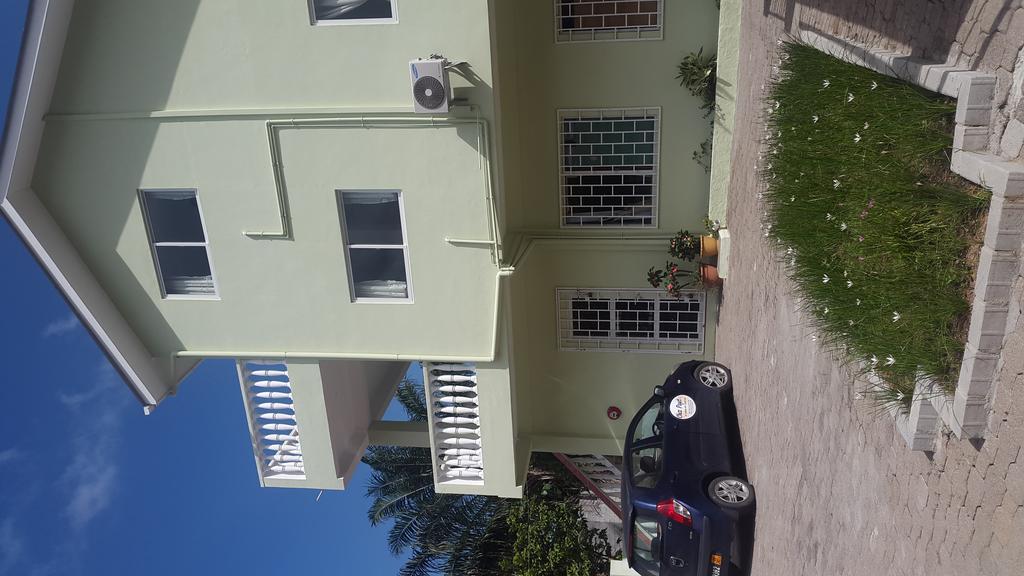 Chez Payet Airport Guesthouse Pointe La Rue Exterior photo